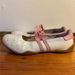 Kenneth Cole Reaction Ballet Flats